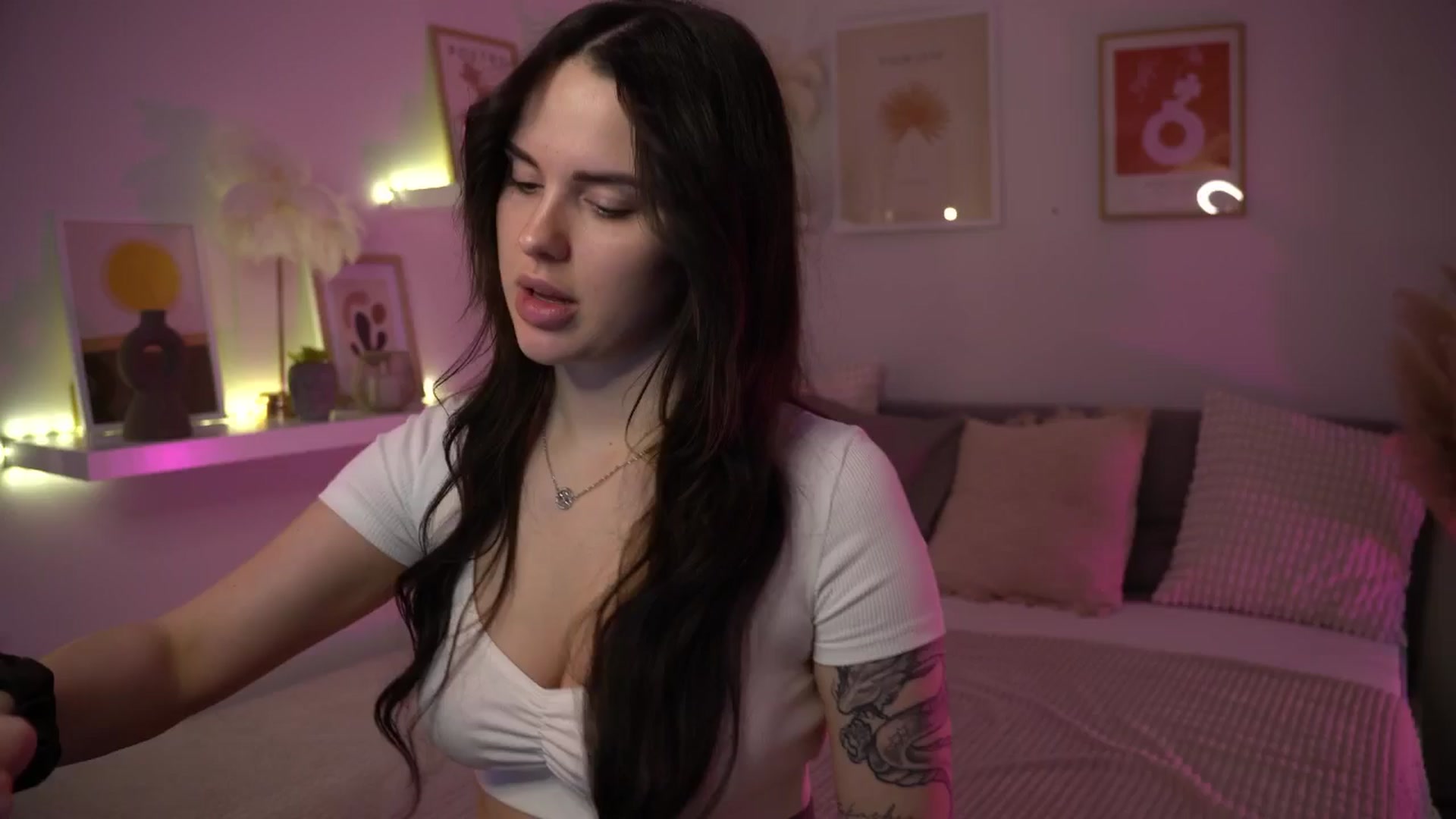 Gallery image thumbnail from NotYourNaomi's myfreecams stream on, 05/11/2025, 20:59 image 12 of 20