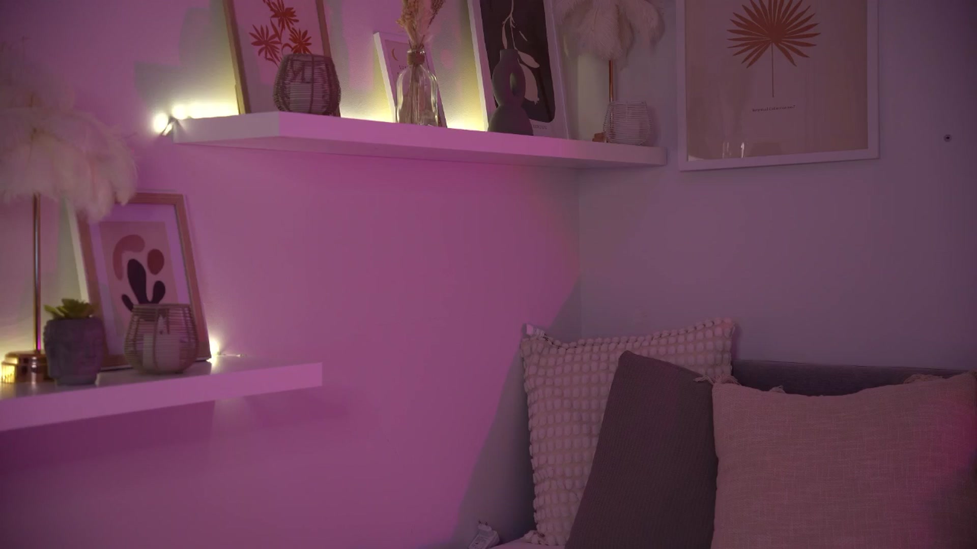 Gallery image thumbnail from NotYourNaomi's myfreecams stream on, 05/18/2025, 20:34 image 15 of 20