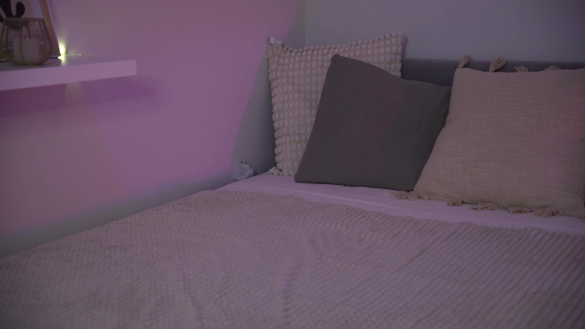 Gallery image thumbnail from NotYourNaomi's myfreecams stream on, 05/20/2025, 21:24 image 7 of 20