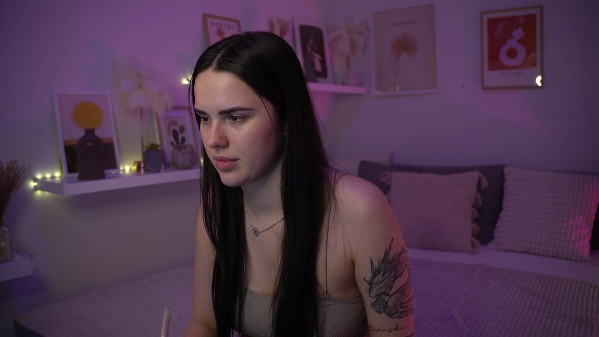 Gallery image thumbnail from NotYourNaomi's myfreecams stream on, 05/27/2025, 21:26 image 10 of 20
