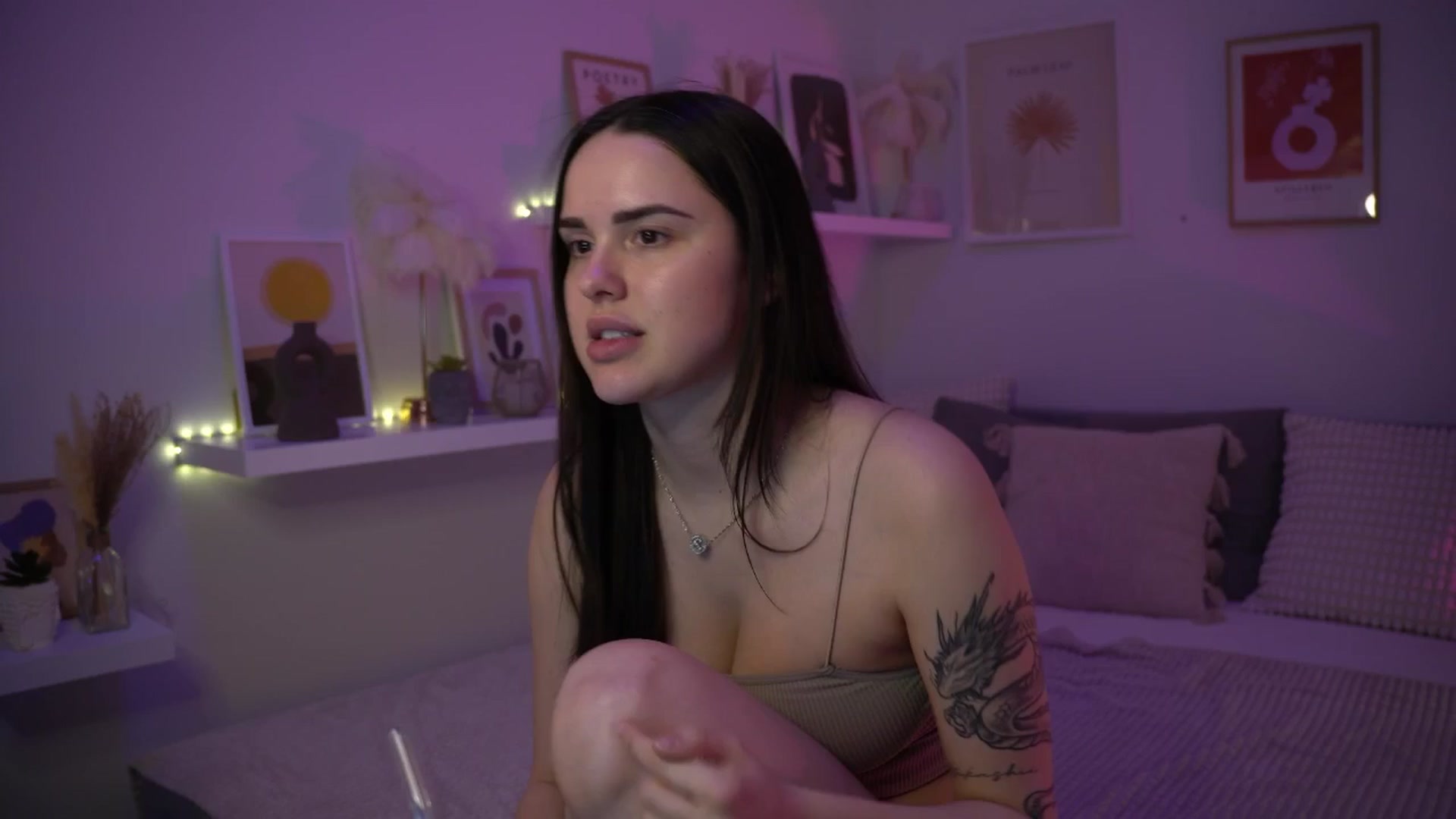 Gallery image thumbnail from NotYourNaomi's myfreecams stream on, 05/27/2025, 21:26 image 1 of 20