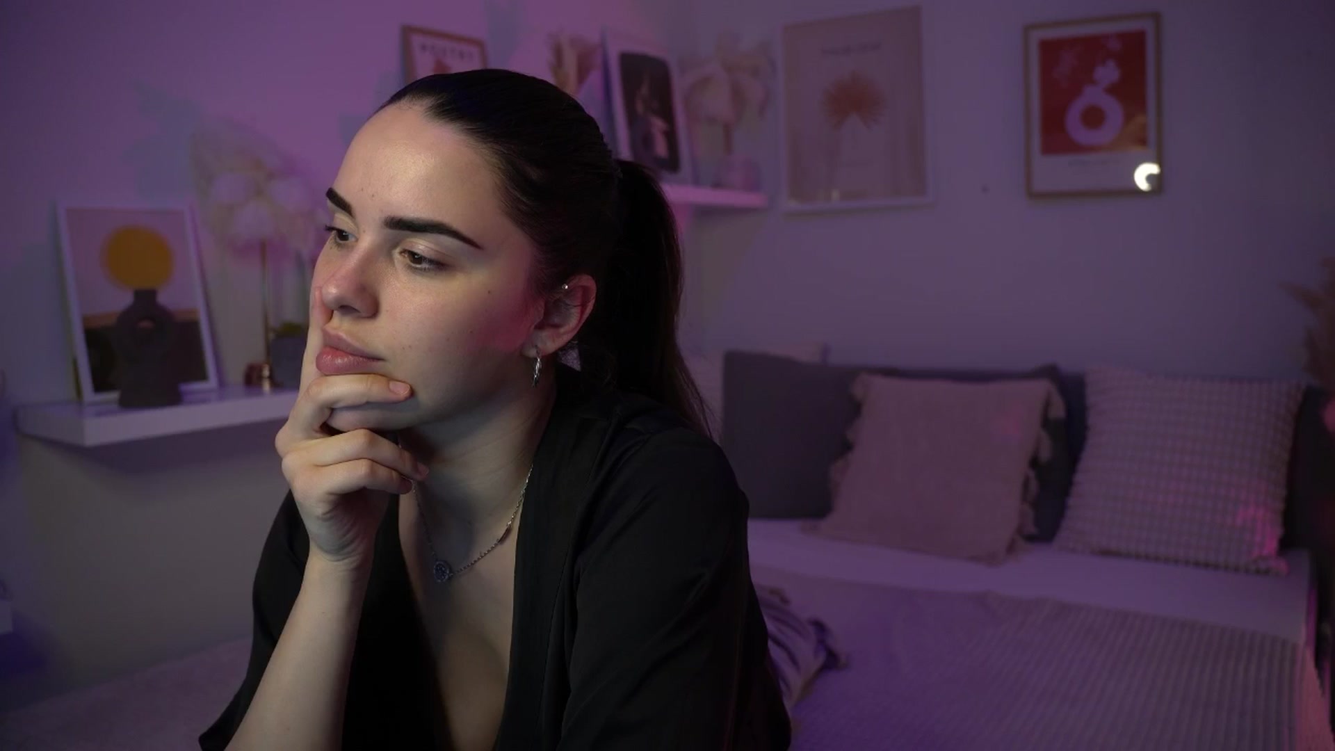 Gallery image thumbnail from NotYourNaomi's myfreecams stream on, 06/11/2025, 21:46 image 16 of 20