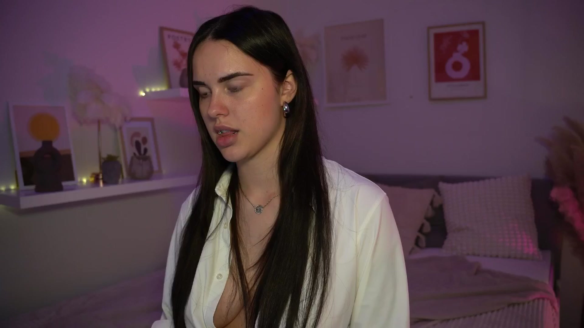 Gallery image thumbnail from NotYourNaomi's myfreecams stream on, 06/22/2025, 21:55 image 11 of 20