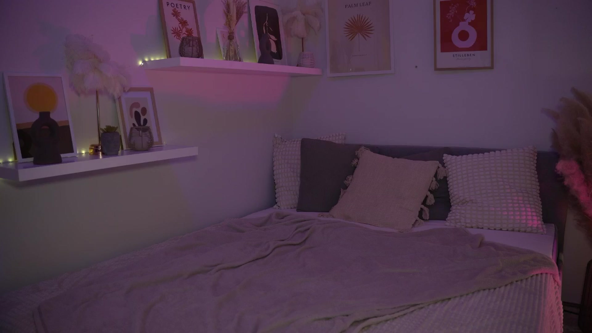 Gallery image thumbnail from NotYourNaomi's myfreecams stream on, 06/22/2025, 21:55 image 19 of 20