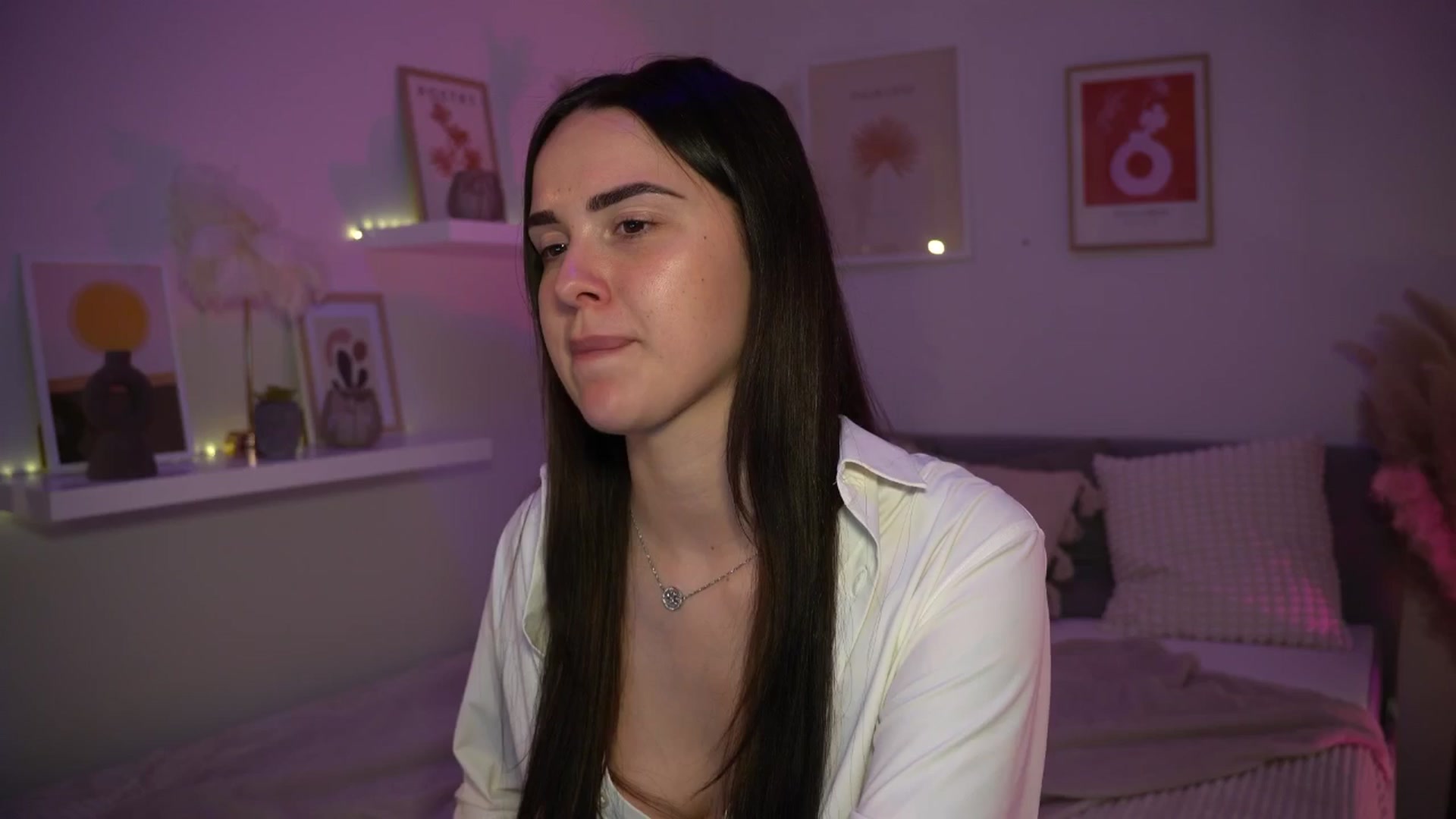 Gallery image thumbnail from NotYourNaomi's myfreecams stream on, 06/22/2025, 21:55 image 6 of 20