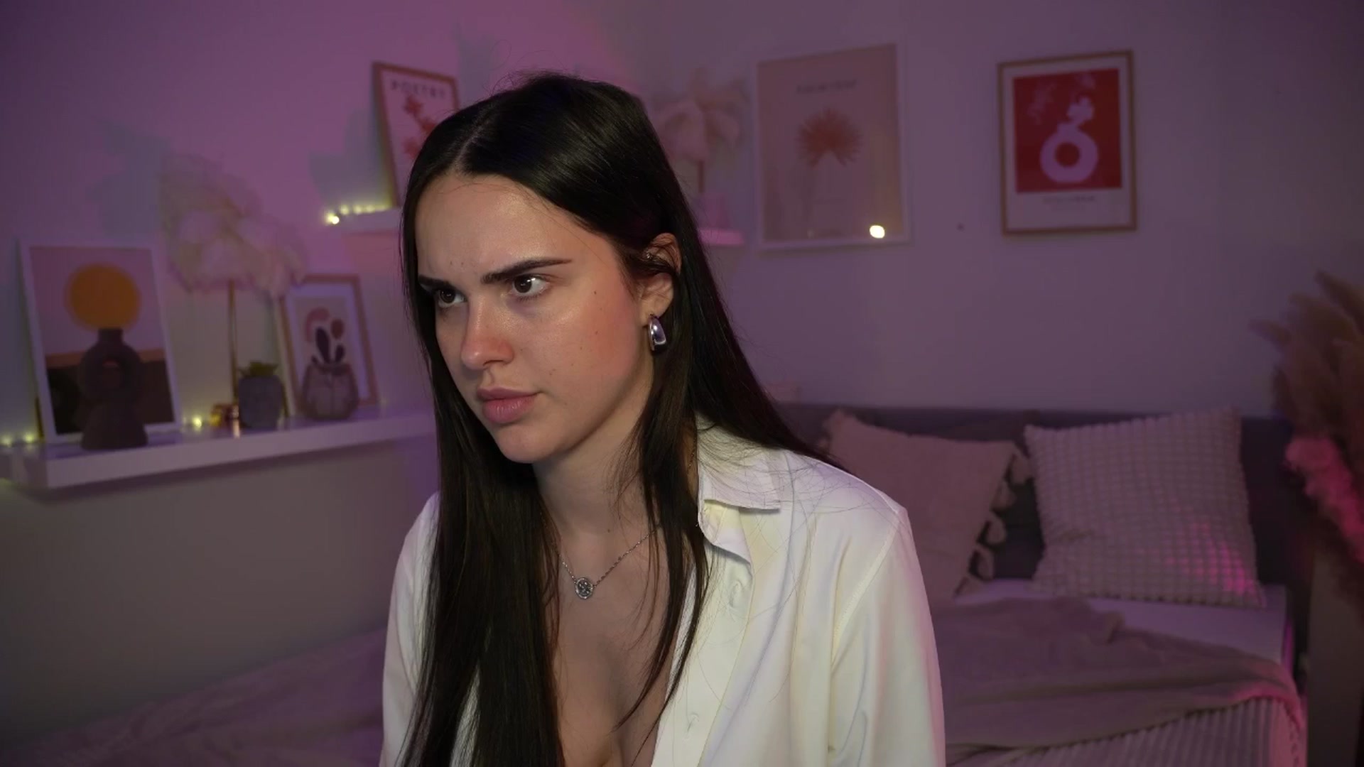 Gallery image thumbnail from NotYourNaomi's myfreecams stream on, 06/22/2025, 21:55 image 13 of 20