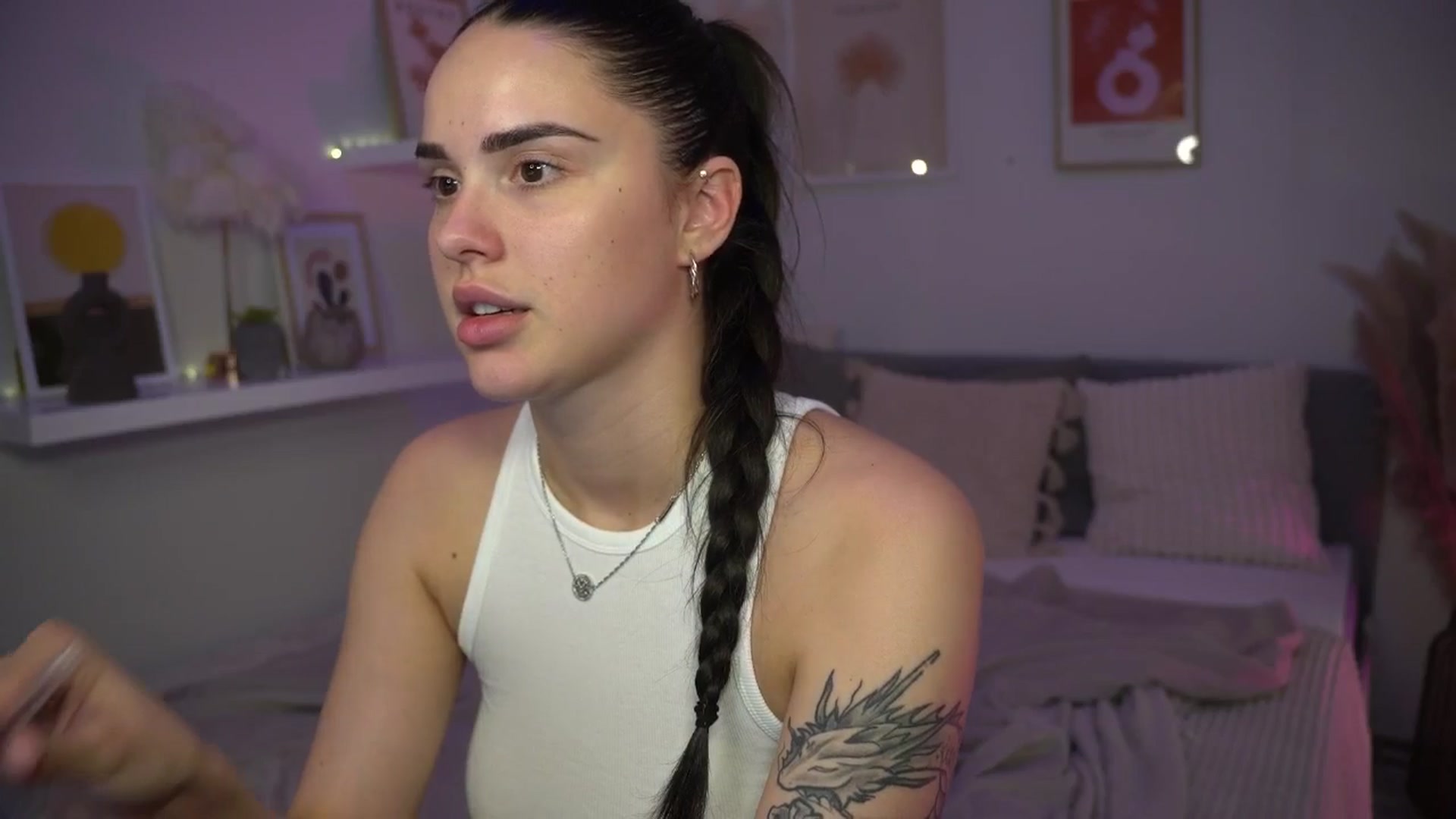 Gallery image thumbnail from NotYourNaomi's myfreecams stream on, 06/25/2025, 21:41 image 2 of 20