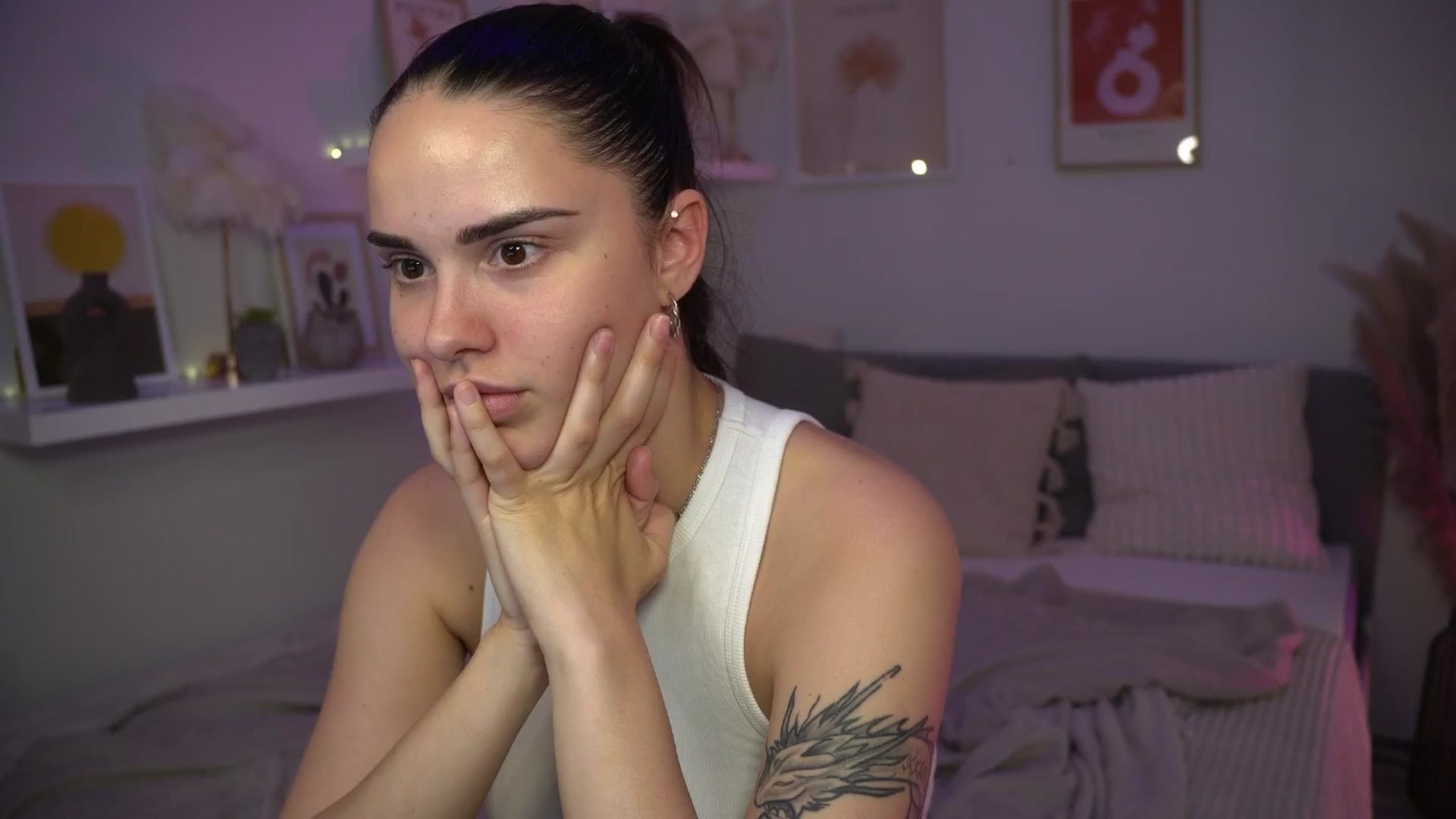 Gallery image thumbnail from NotYourNaomi's myfreecams stream on, 06/25/2025, 21:41 image 1 of 20