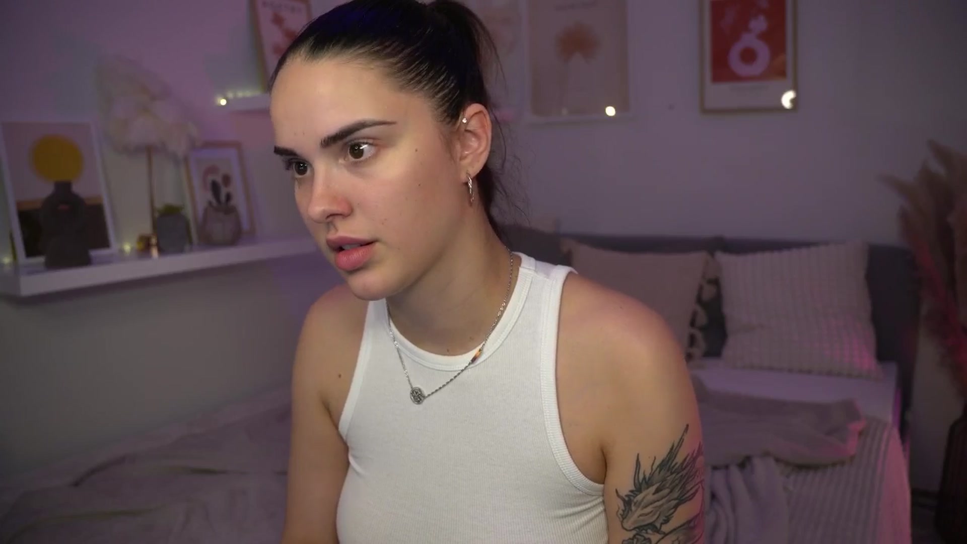 Gallery image thumbnail from NotYourNaomi's myfreecams stream on, 06/25/2025, 21:41 image 12 of 20