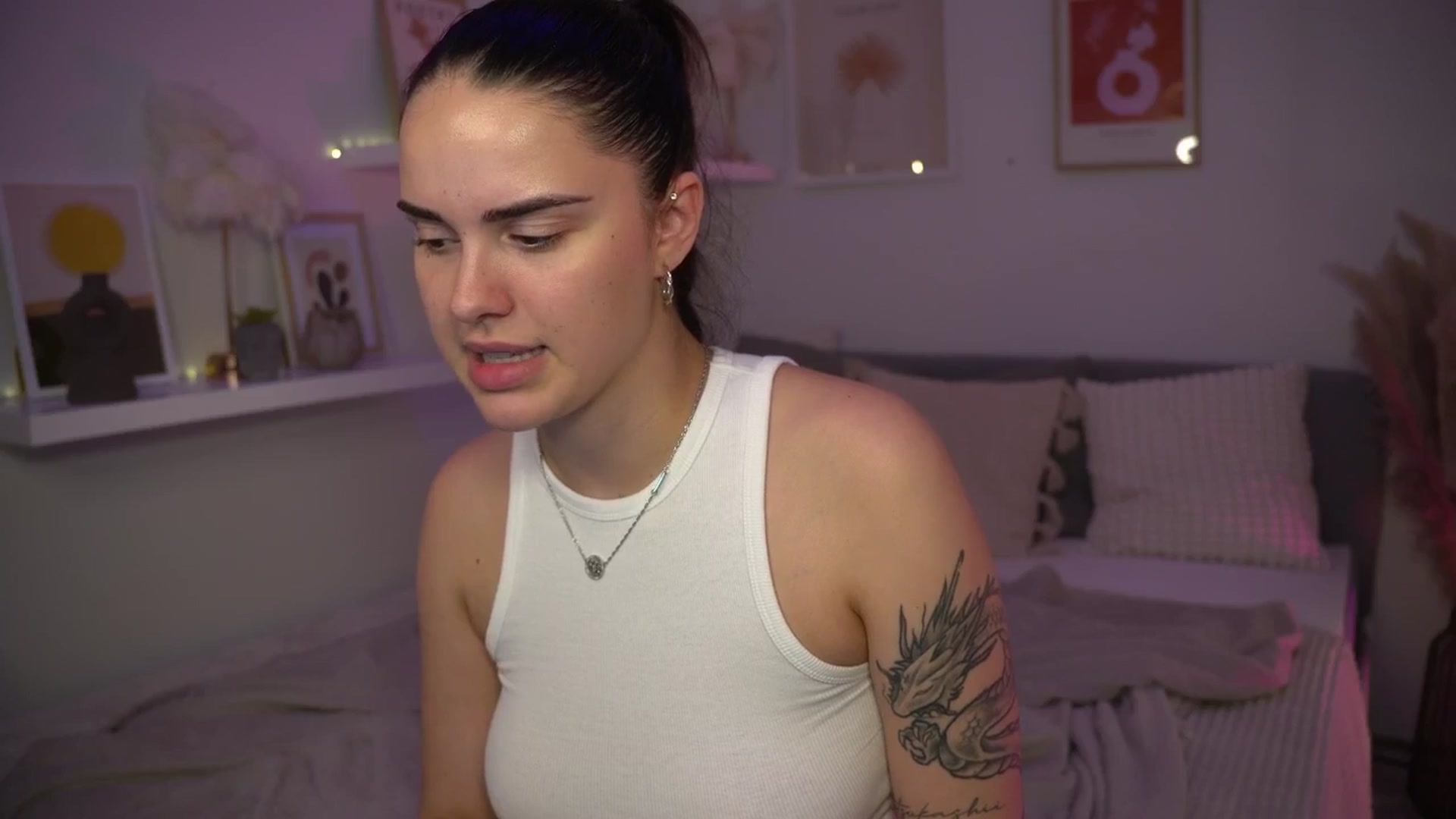 Gallery image thumbnail from NotYourNaomi's myfreecams stream on, 06/25/2025, 21:41 image 20 of 20