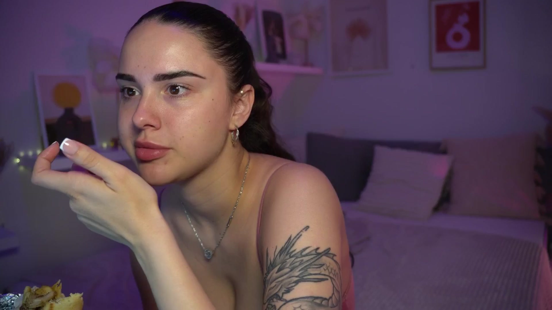 Gallery image thumbnail from NotYourNaomi's myfreecams stream on, 07/02/2025, 19:03 image 1 of 20