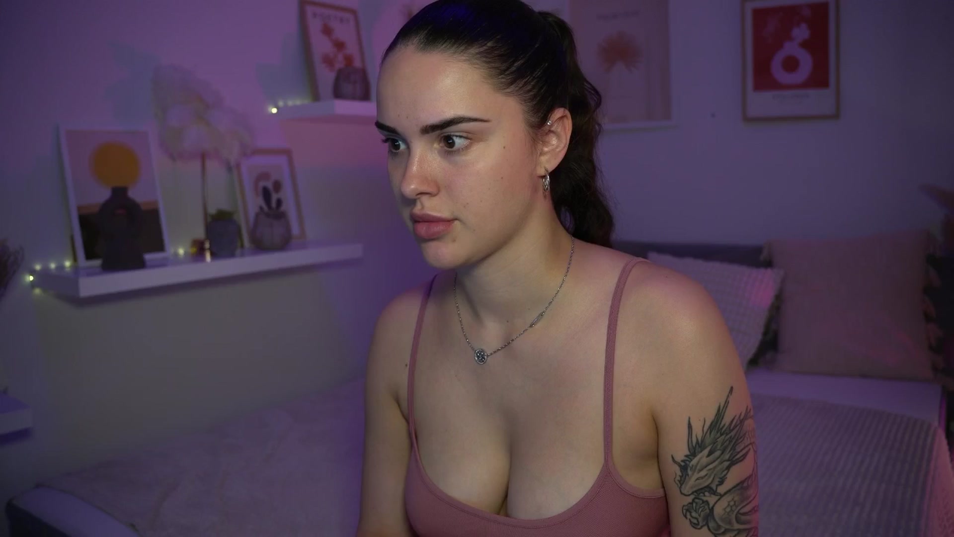 Gallery image thumbnail from NotYourNaomi's myfreecams stream on, 07/02/2025, 19:03 image 8 of 20