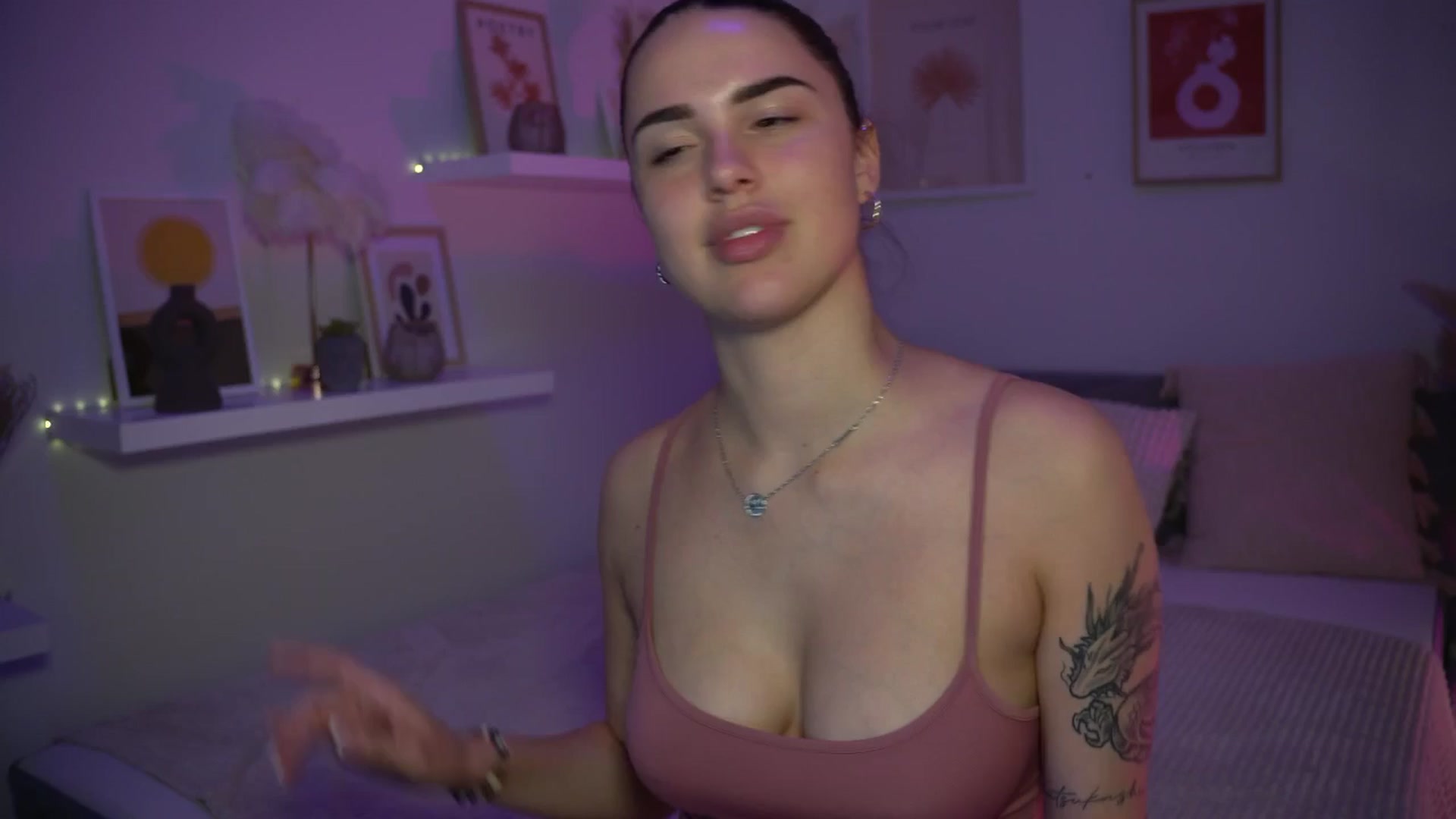 Gallery image thumbnail from NotYourNaomi's myfreecams stream on, 07/02/2025, 19:03 image 10 of 20
