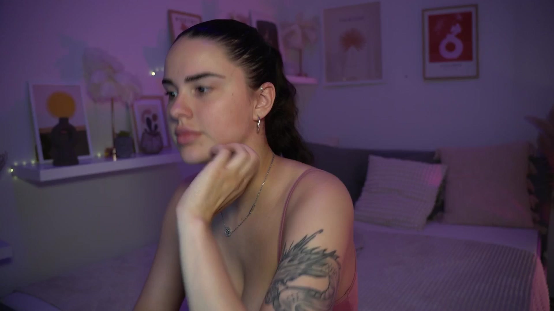 Gallery image thumbnail from NotYourNaomi's myfreecams stream on, 07/02/2025, 21:26 image 18 of 20