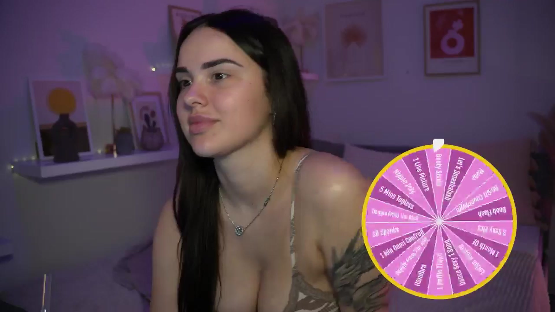 Gallery image thumbnail from NotYourNaomi's myfreecams stream on, 07/06/2025, 22:06 image 12 of 20