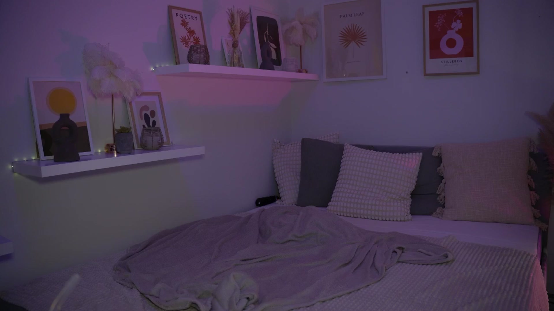 Gallery image thumbnail from NotYourNaomi's myfreecams stream on, 07/06/2025, 22:06 image 11 of 20