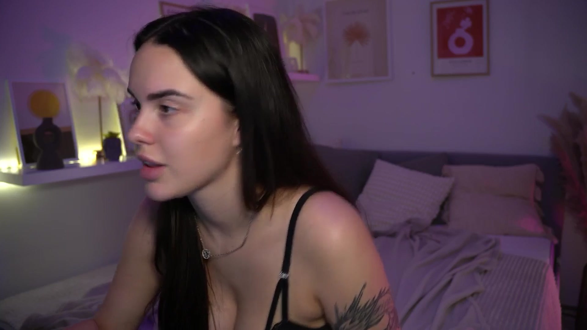 Gallery image thumbnail from NotYourNaomi's myfreecams stream on, 07/09/2025, 22:19 image 15 of 20