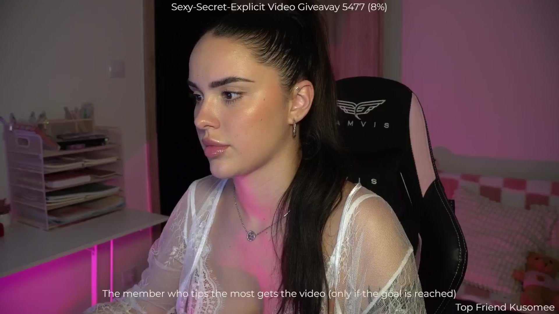 Gallery image thumbnail from NotYourNaomi's myfreecams stream on, 07/16/2025, 21:46 image 4 of 20