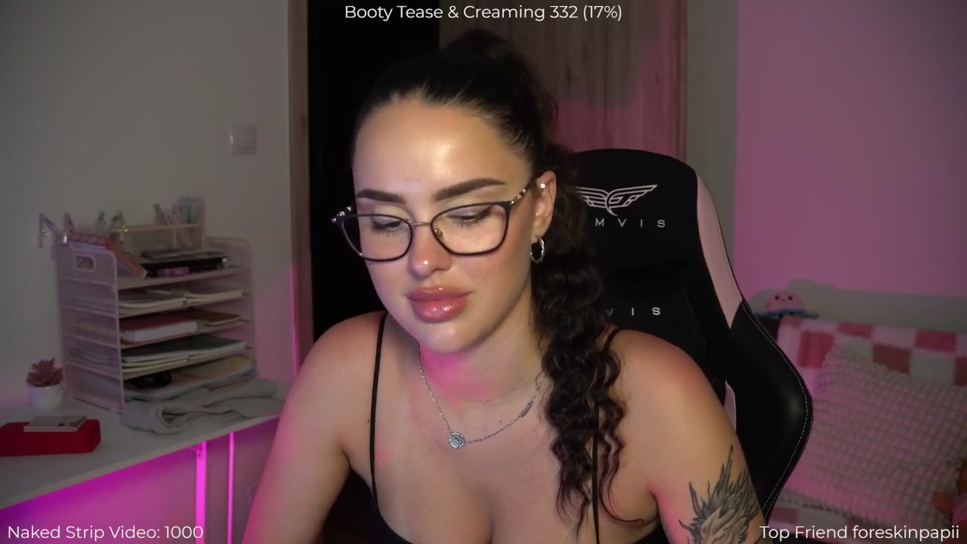 Gallery image thumbnail from NotYourNaomi's myfreecams stream on, 07/21/2025, 19:52 image 18 of 20