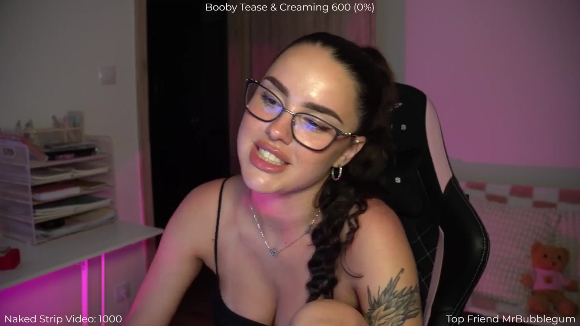 Gallery image thumbnail from NotYourNaomi's myfreecams stream on, 07/21/2025, 21:27 image 16 of 20
