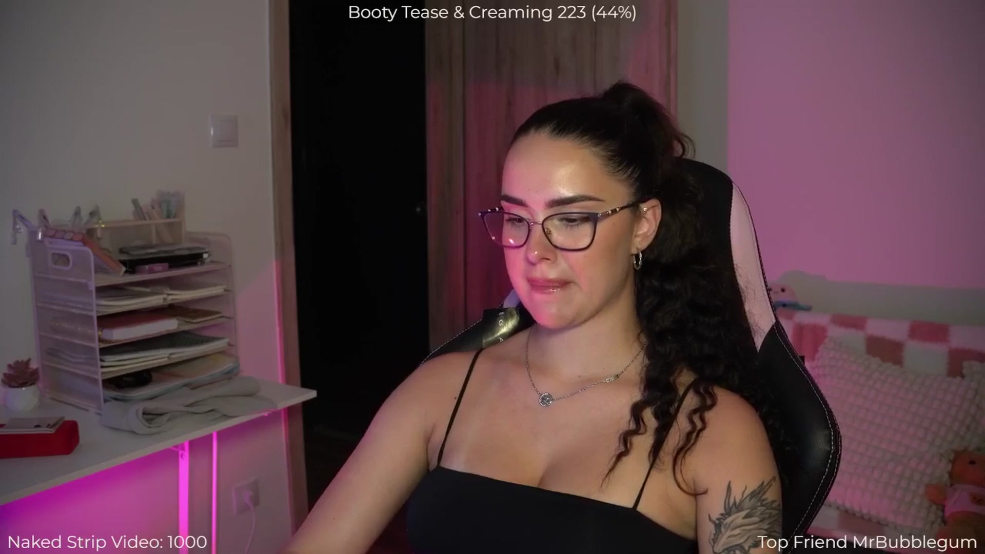 Gallery image thumbnail from NotYourNaomi's myfreecams stream on, 07/21/2025, 21:27 image 8 of 20