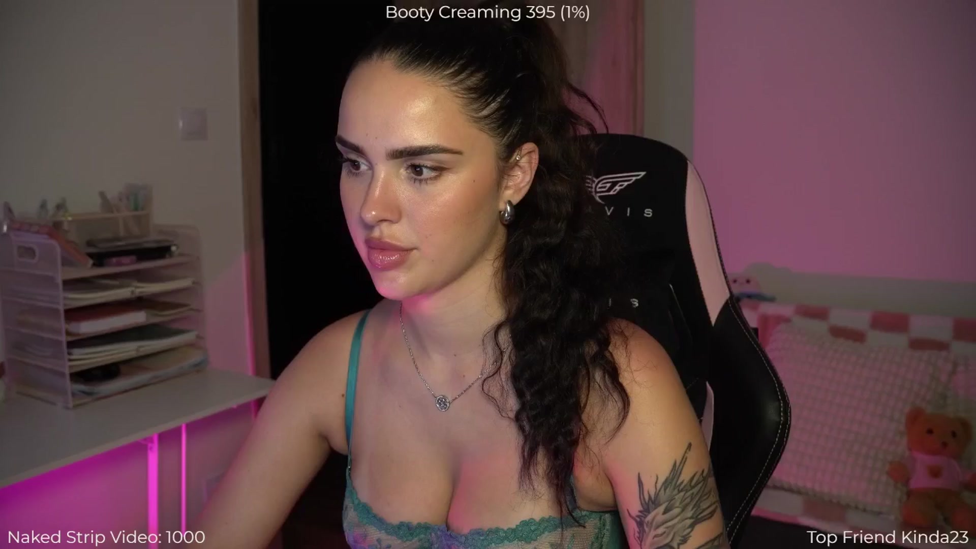 Gallery image thumbnail from NotYourNaomi's myfreecams stream on, 07/22/2025, 21:25 image 13 of 20