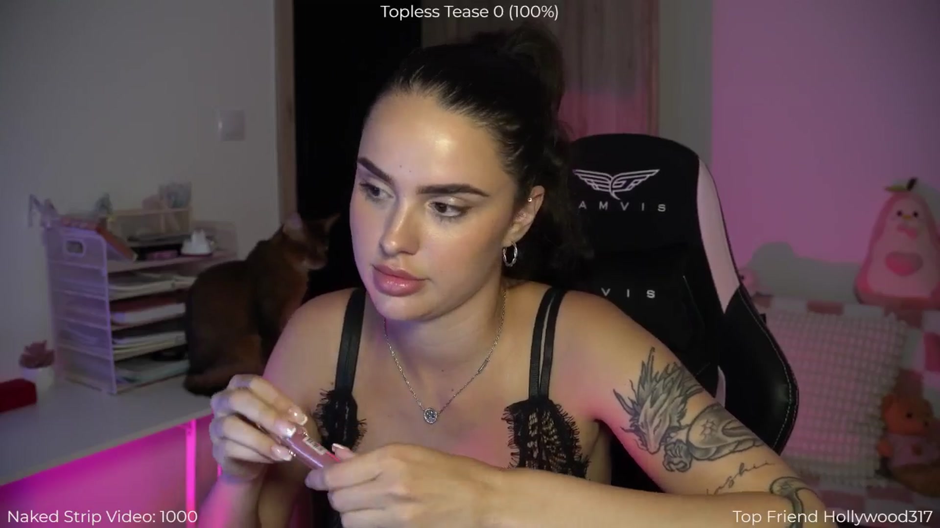 Gallery image thumbnail from NotYourNaomi's myfreecams stream on, 07/27/2025, 21:39 image 16 of 20