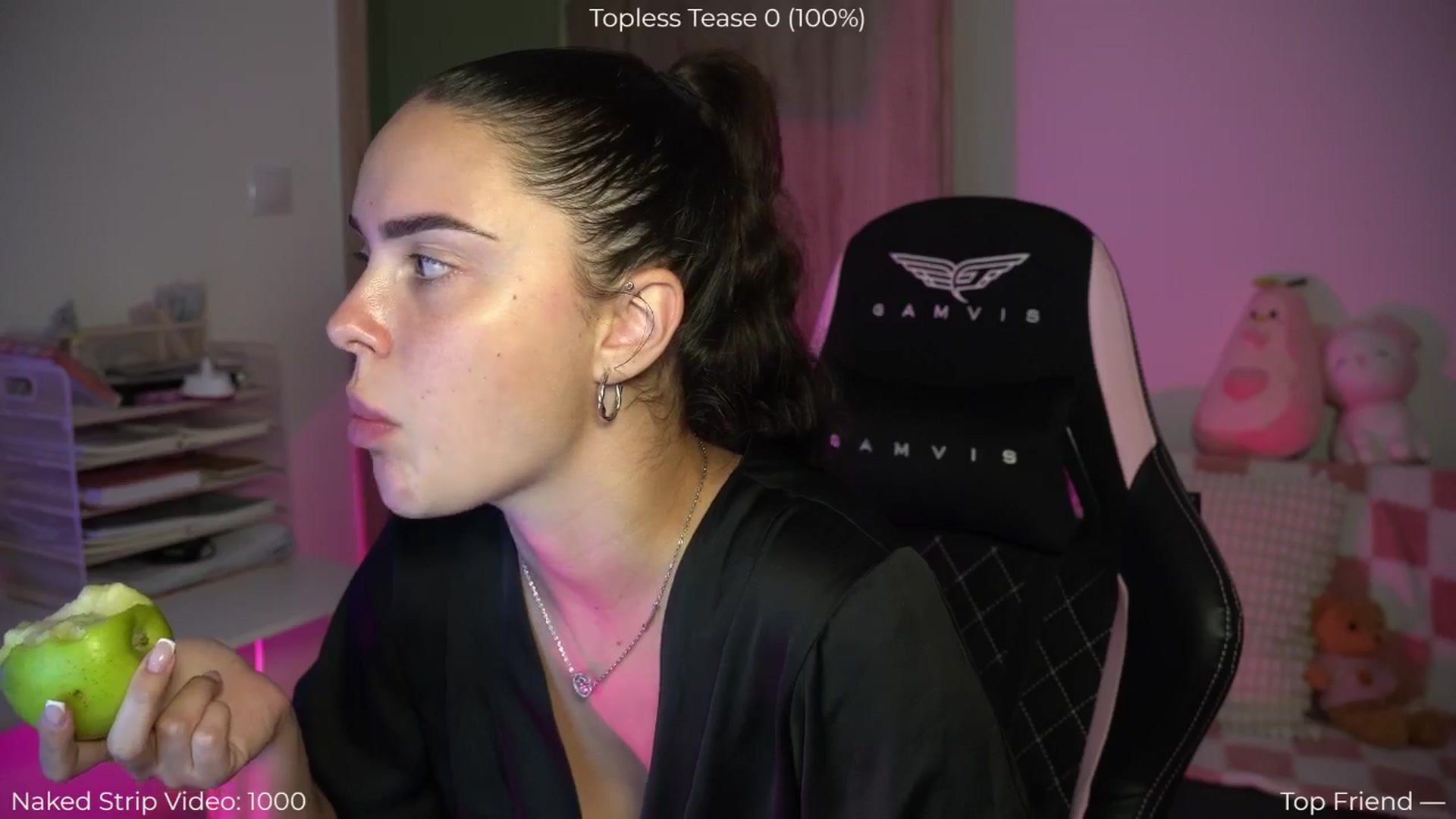 Gallery image thumbnail from NotYourNaomi's myfreecams stream on, 07/28/2025, 19:02 image 8 of 20