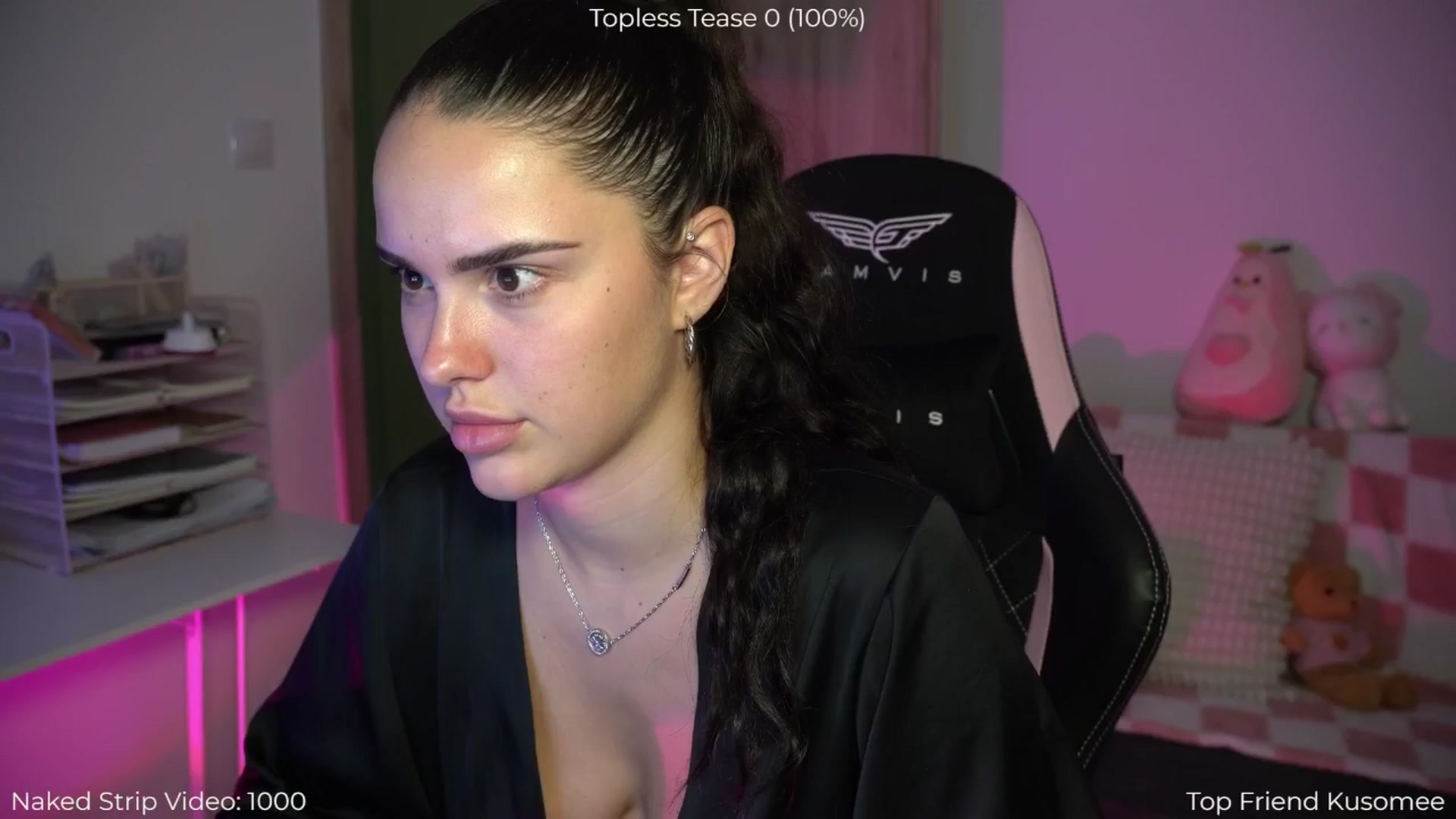 Gallery image thumbnail from NotYourNaomi's myfreecams stream on, 07/28/2025, 21:20 image 13 of 20