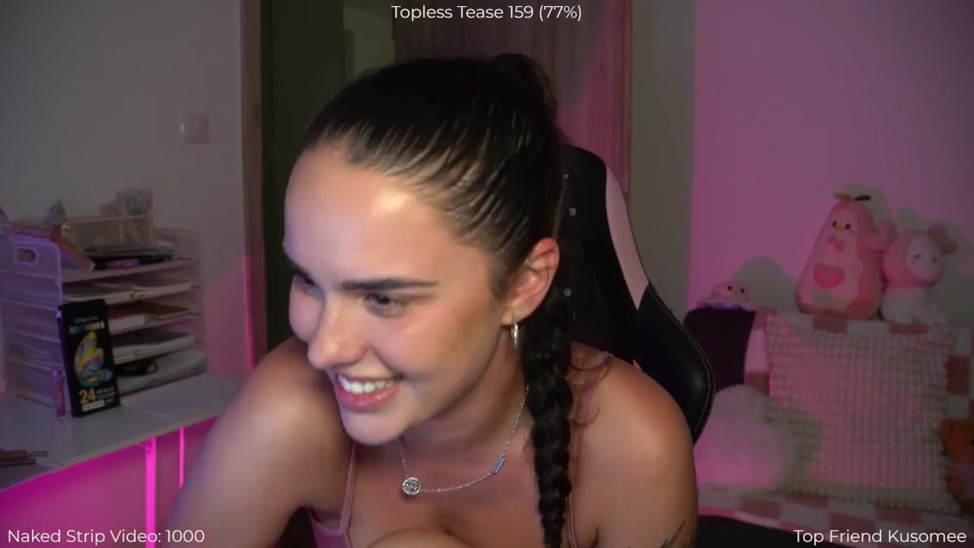 Gallery image thumbnail from NotYourNaomi's myfreecams stream on, 08/05/2025, 21:13 image 18 of 20