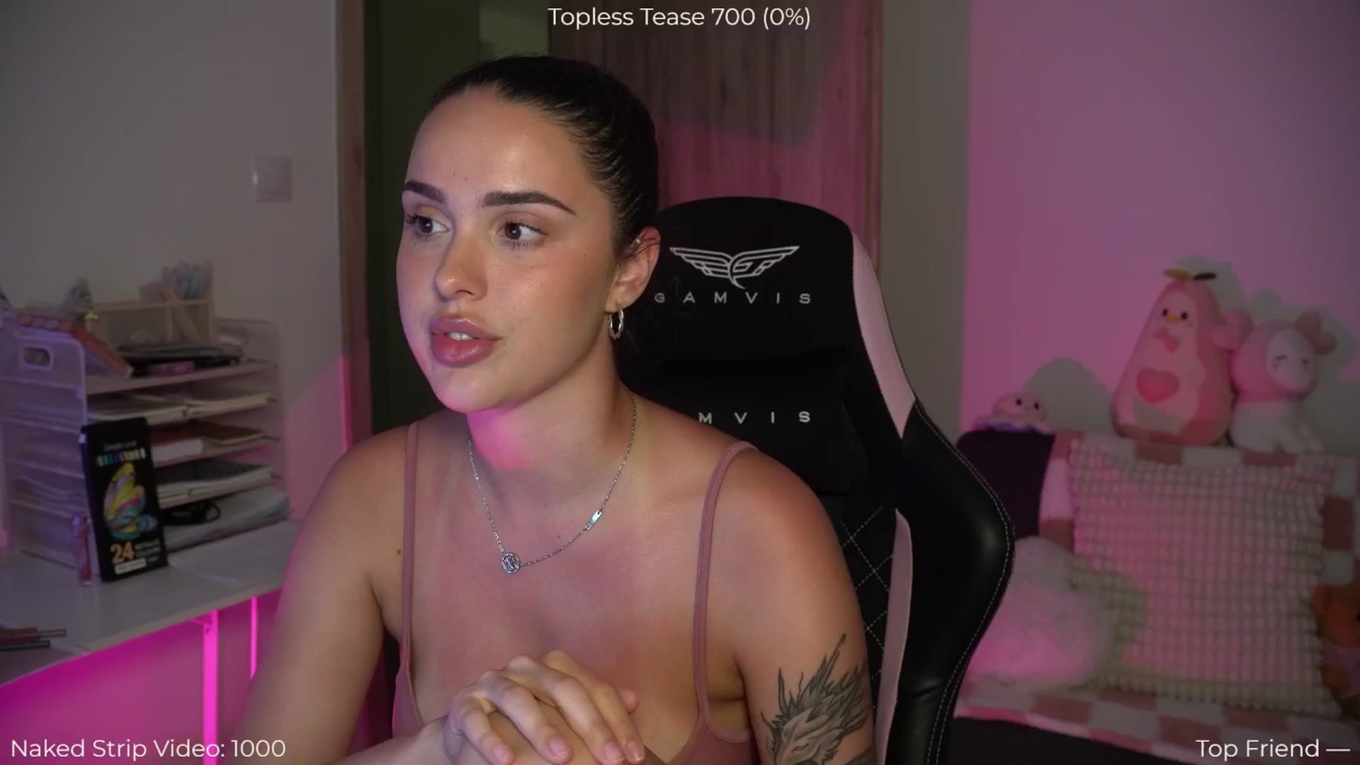 Gallery image thumbnail from NotYourNaomi's myfreecams stream on, 08/05/2025, 21:13 image 9 of 20