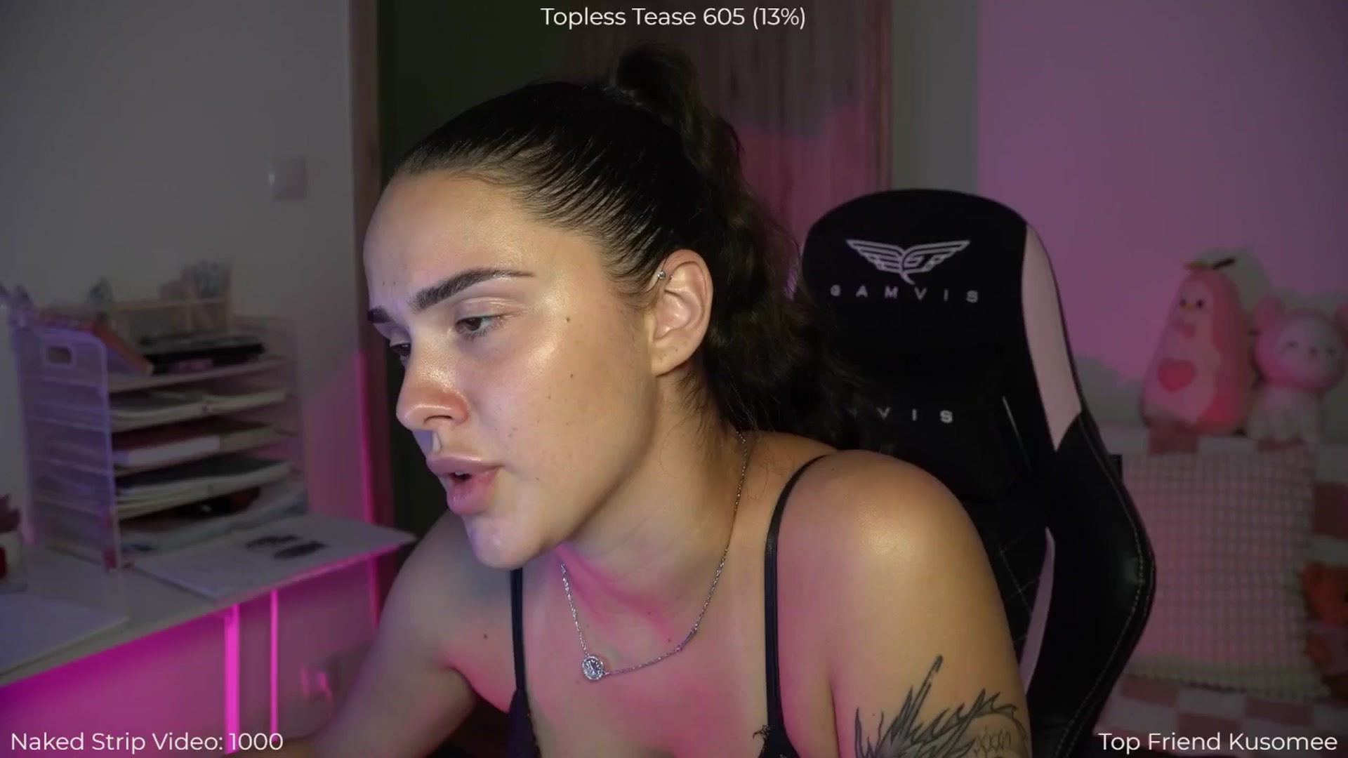 Gallery image thumbnail from NotYourNaomi's myfreecams stream on, 08/11/2025, 21:27 image 4 of 20