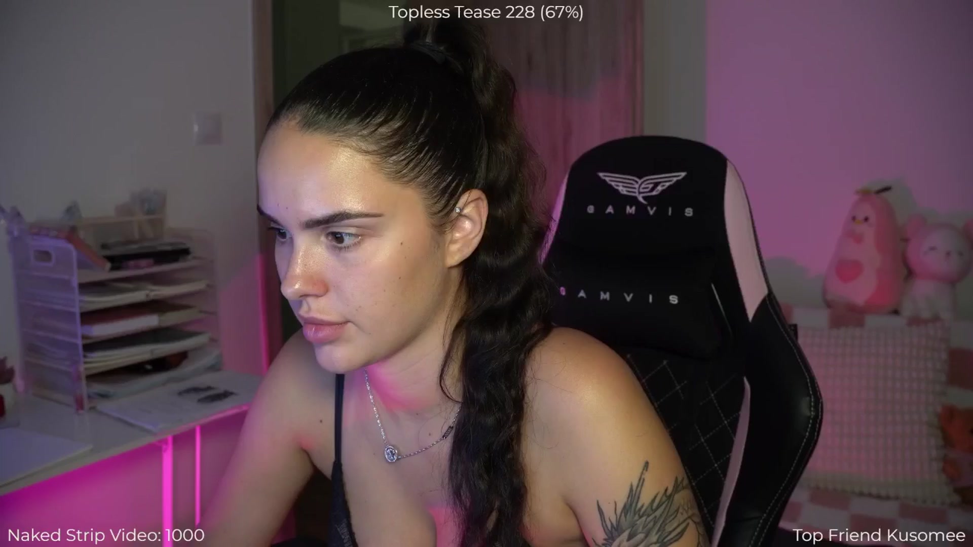 Gallery image thumbnail from NotYourNaomi's myfreecams stream on, 08/11/2025, 21:27 image 19 of 20