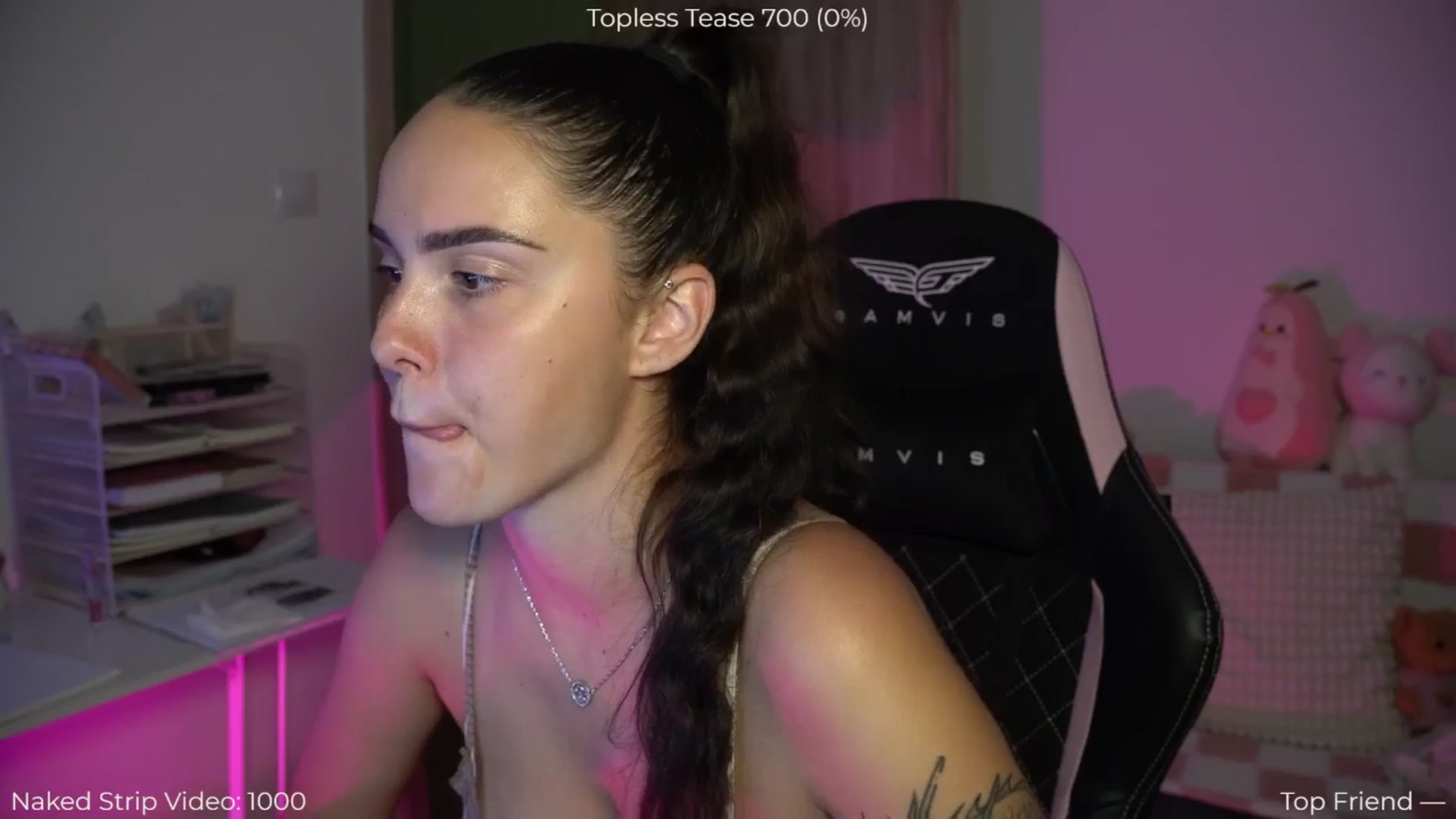 Gallery image thumbnail from NotYourNaomi's myfreecams stream on, 08/12/2025, 21:38 image 10 of 20