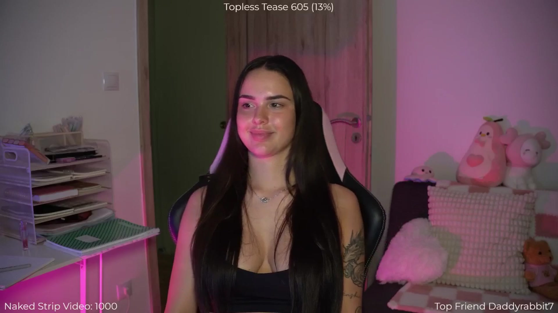 Gallery image thumbnail from NotYourNaomi's myfreecams stream on, 08/17/2025, 21:46 image 9 of 20