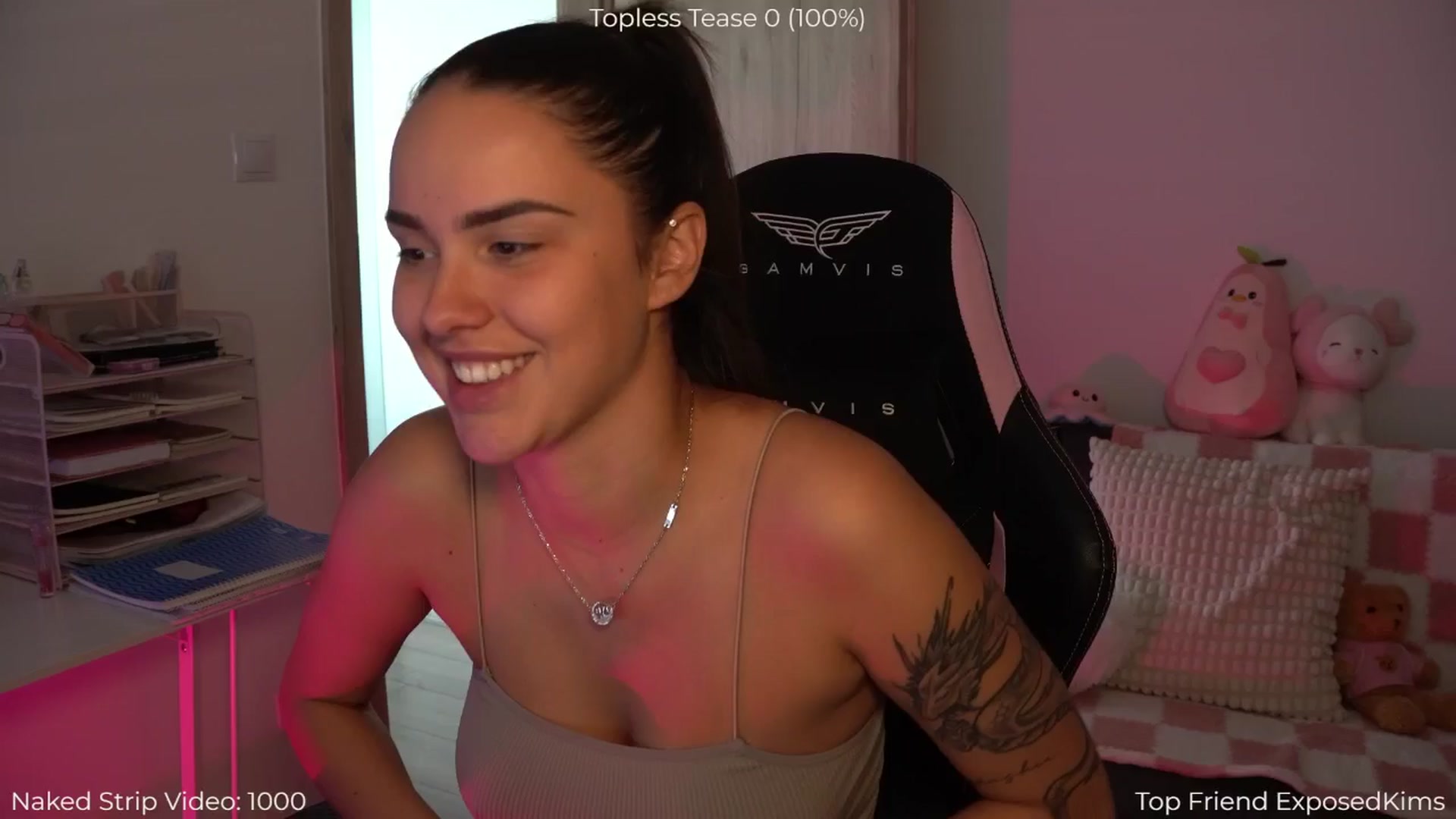 Gallery image thumbnail from NotYourNaomi's myfreecams stream on, 08/20/2025, 08:04 image 10 of 20
