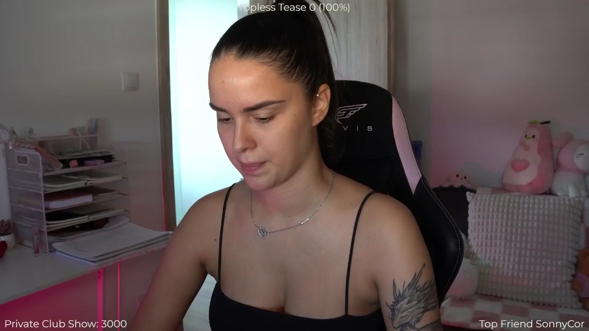 Gallery image thumbnail from NotYourNaomi's myfreecams stream on, 09/02/2025, 07:26 image 9 of 20