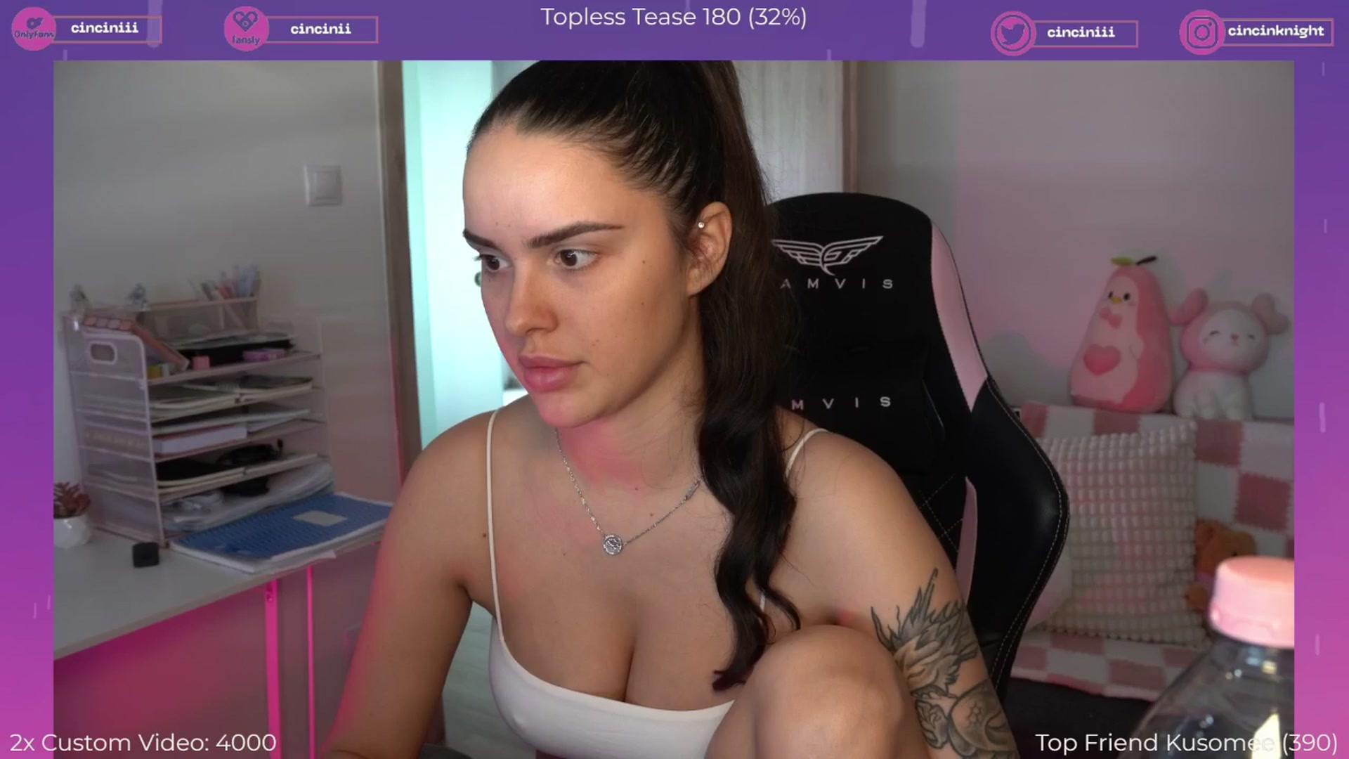 Gallery image thumbnail from NotYourNaomi's myfreecams stream on, 09/30/2025, 08:12 image 17 of 20