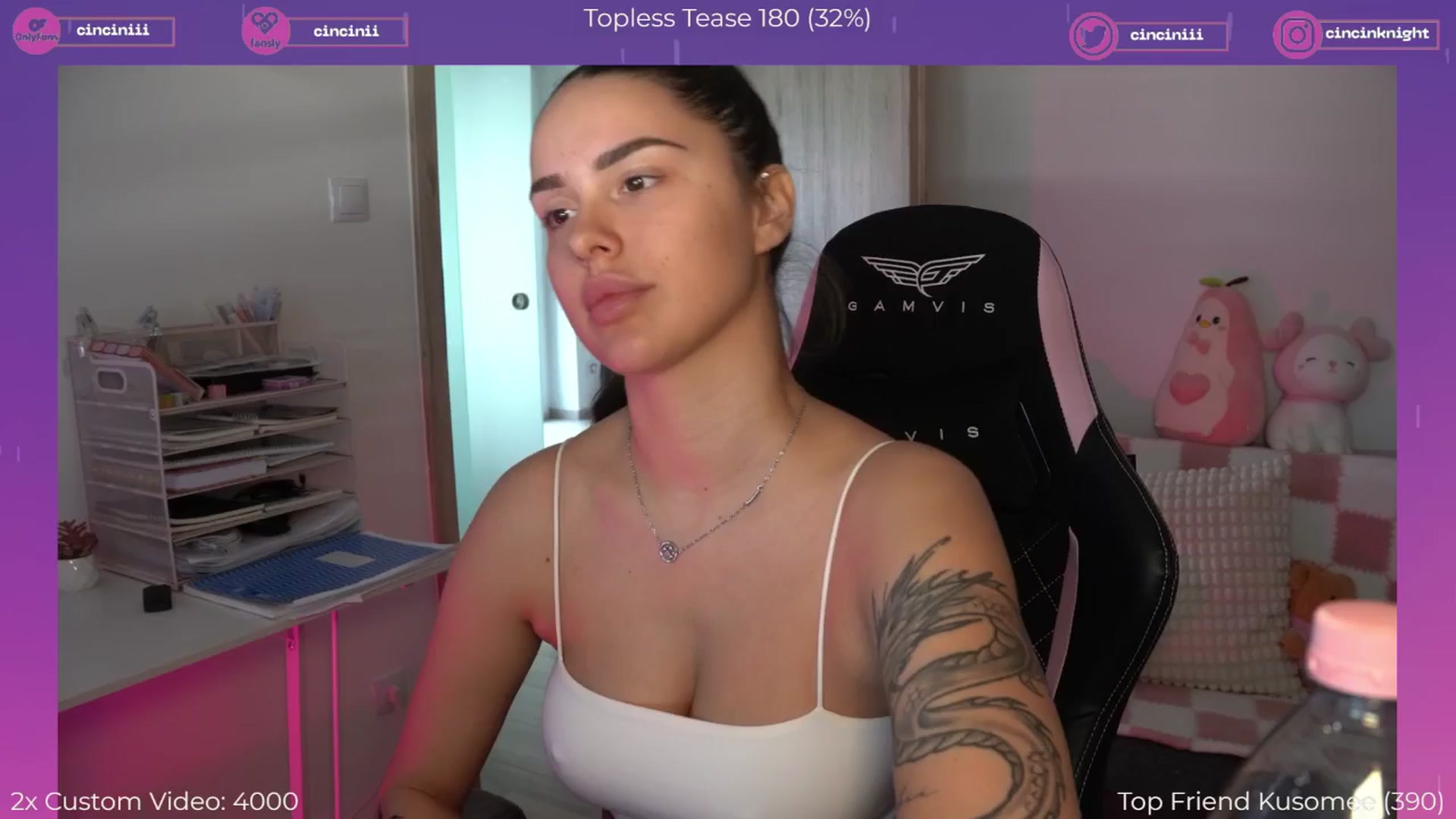 Gallery image thumbnail from NotYourNaomi's myfreecams stream on, 09/30/2025, 08:12 image 13 of 20