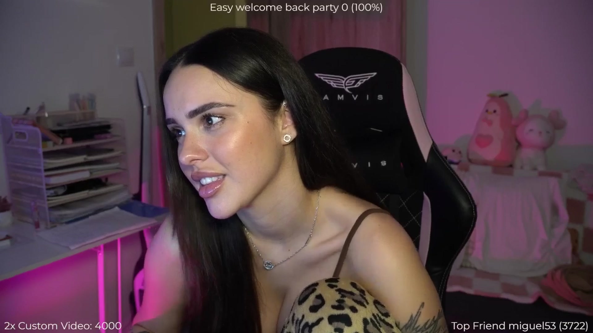 Gallery image thumbnail from NotYourNaomi's myfreecams stream on, 11/02/2025, 21:57 image 3 of 20