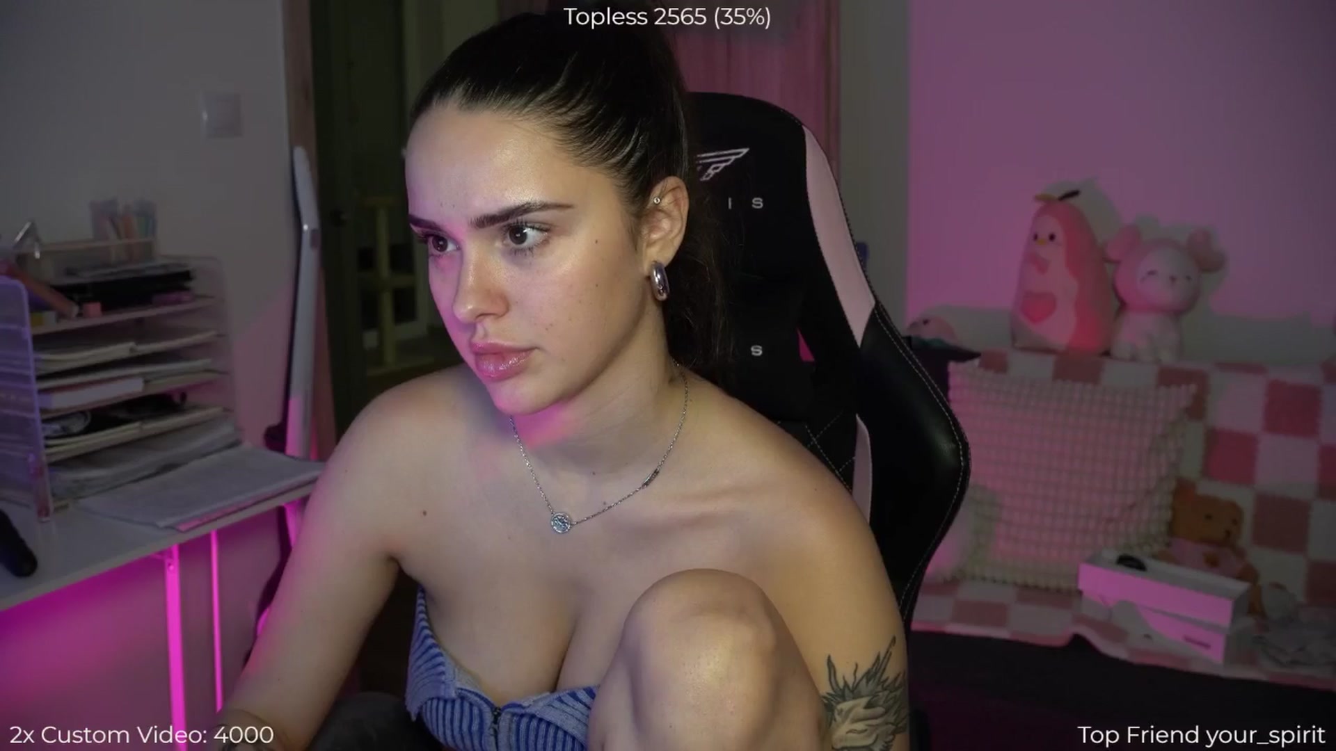 Gallery image thumbnail from NotYourNaomi's myfreecams stream on, 11/11/2025, 20:39 image 20 of 20