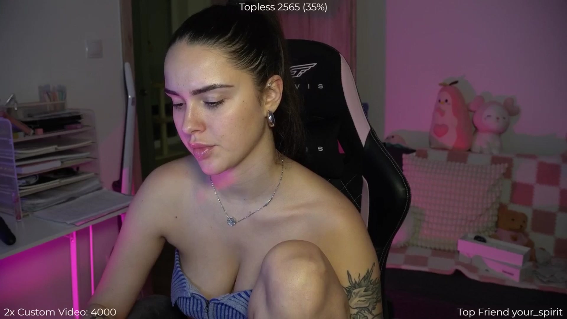 Gallery image thumbnail from NotYourNaomi's myfreecams stream on, 11/11/2025, 20:39 image 19 of 20