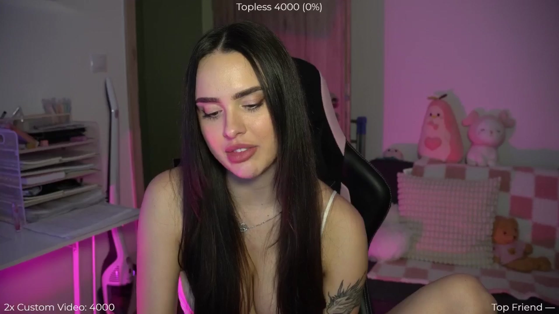 Gallery image thumbnail from NotYourNaomi's myfreecams stream on, 11/16/2025, 20:05 image 6 of 20