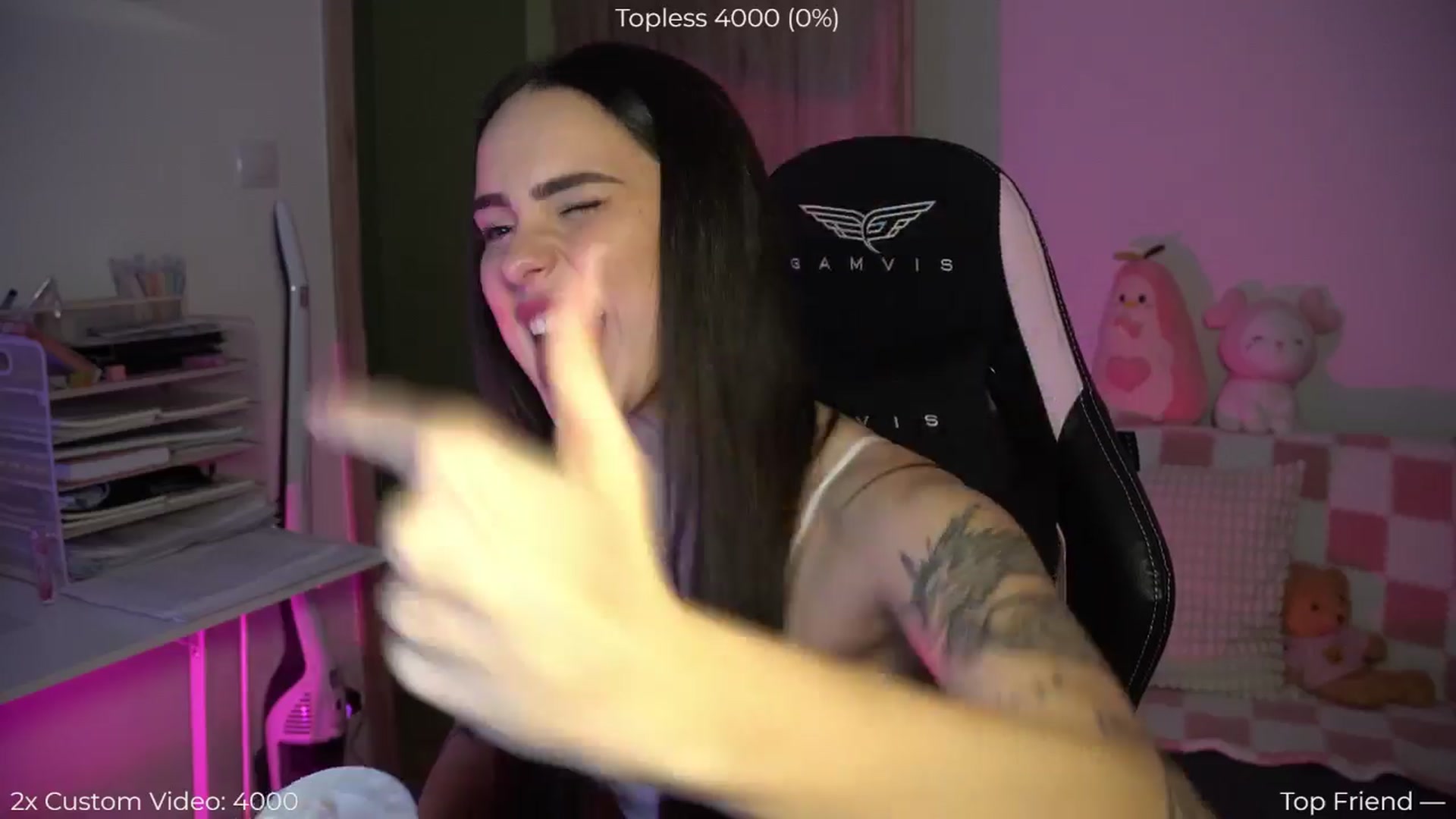 Gallery image thumbnail from NotYourNaomi's myfreecams stream on, 11/16/2025, 20:05 image 2 of 20