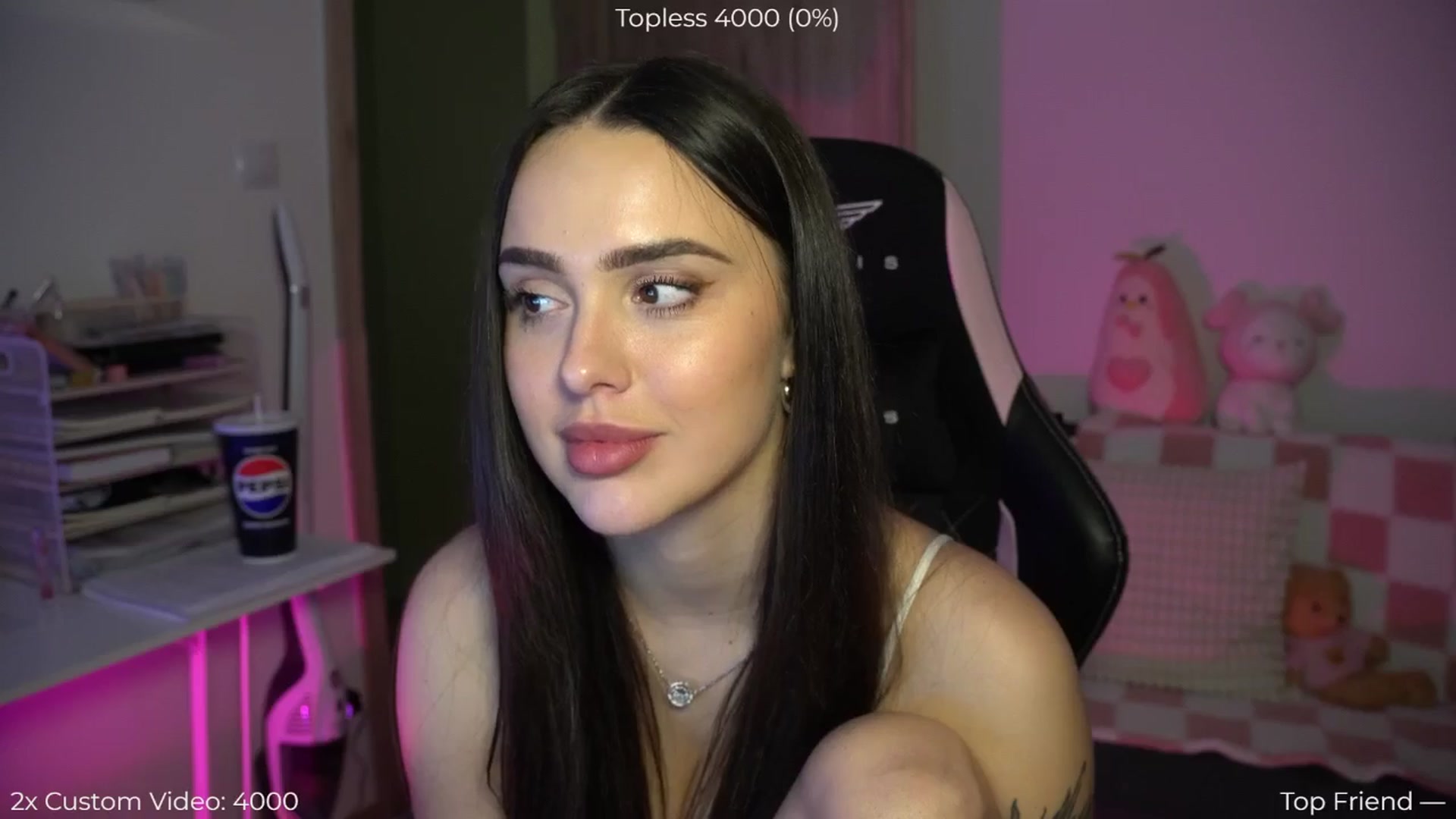 Gallery image thumbnail from NotYourNaomi's myfreecams stream on, 11/16/2025, 20:05 image 16 of 20