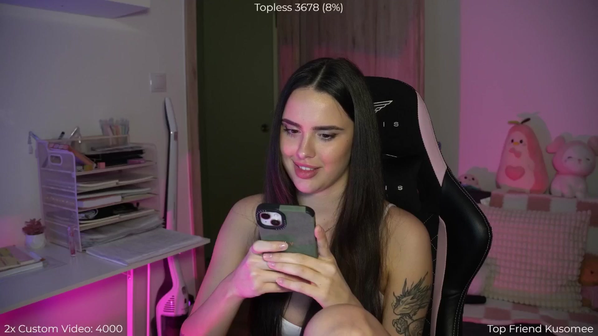 Gallery image thumbnail from NotYourNaomi's myfreecams stream on, 11/16/2025, 22:21 image 13 of 20