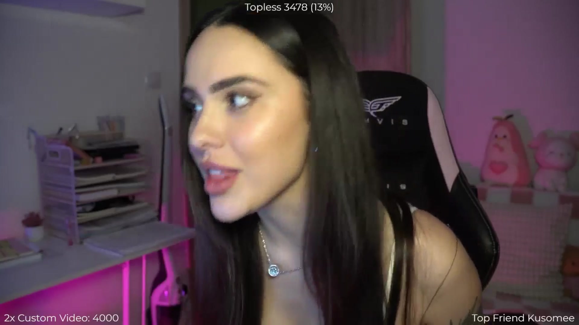 Gallery image thumbnail from NotYourNaomi's myfreecams stream on, 11/16/2025, 22:21 image 17 of 20