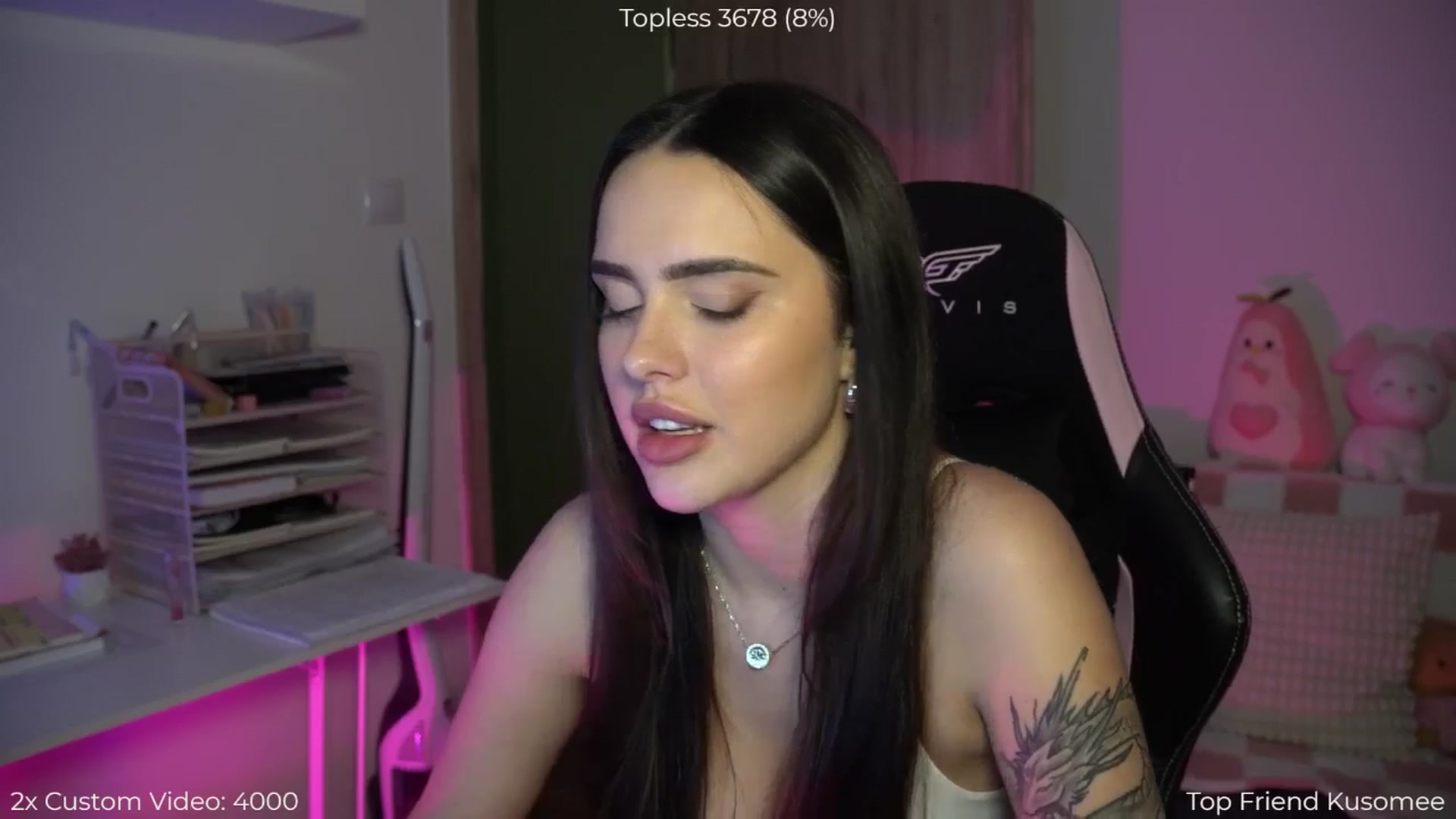 Gallery image thumbnail from NotYourNaomi's myfreecams stream on, 11/16/2025, 22:21 image 10 of 20