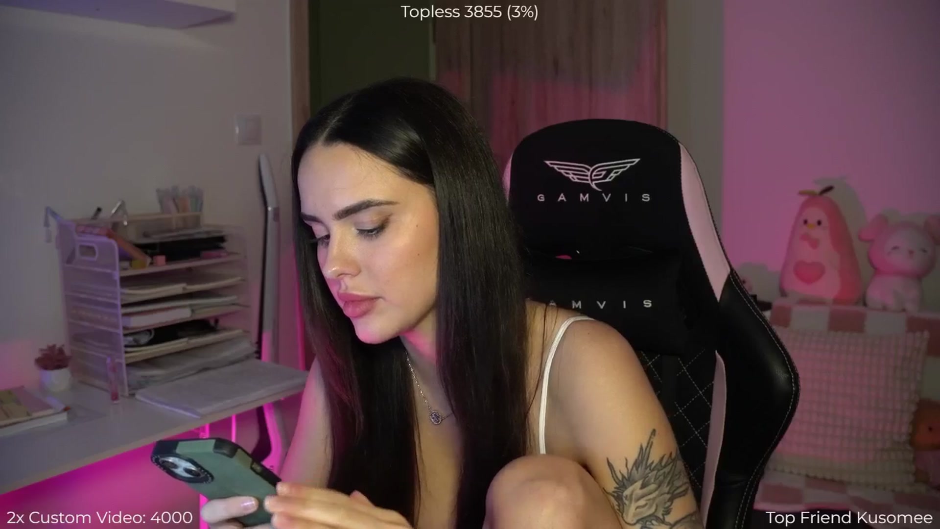 Gallery image thumbnail from NotYourNaomi's myfreecams stream on, 11/16/2025, 22:21 image 5 of 20