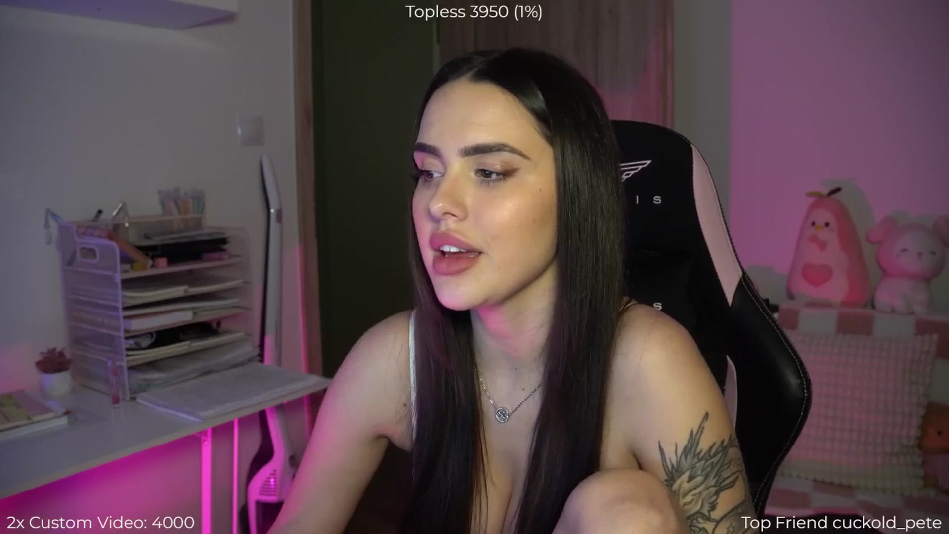 Gallery image thumbnail from NotYourNaomi's myfreecams stream on, 11/16/2025, 22:21 image 3 of 20